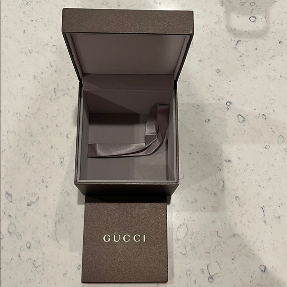 Authentic Gucci EMPTY Watch Box - Picture 4 of 7